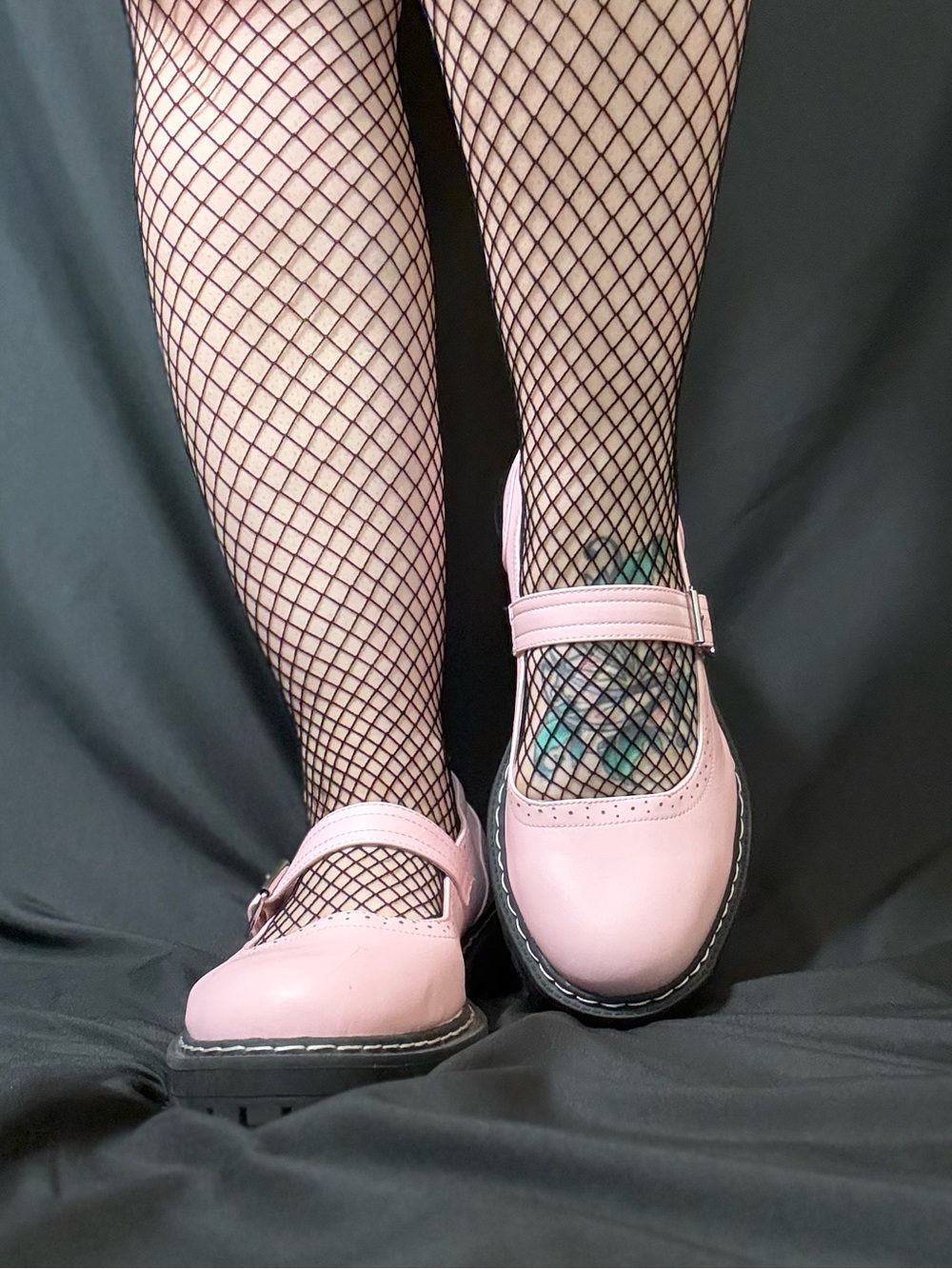 Torrid Baby Pink Chunky Buckle Mary Jane’s 11.5 WW - Picture 7 of 7